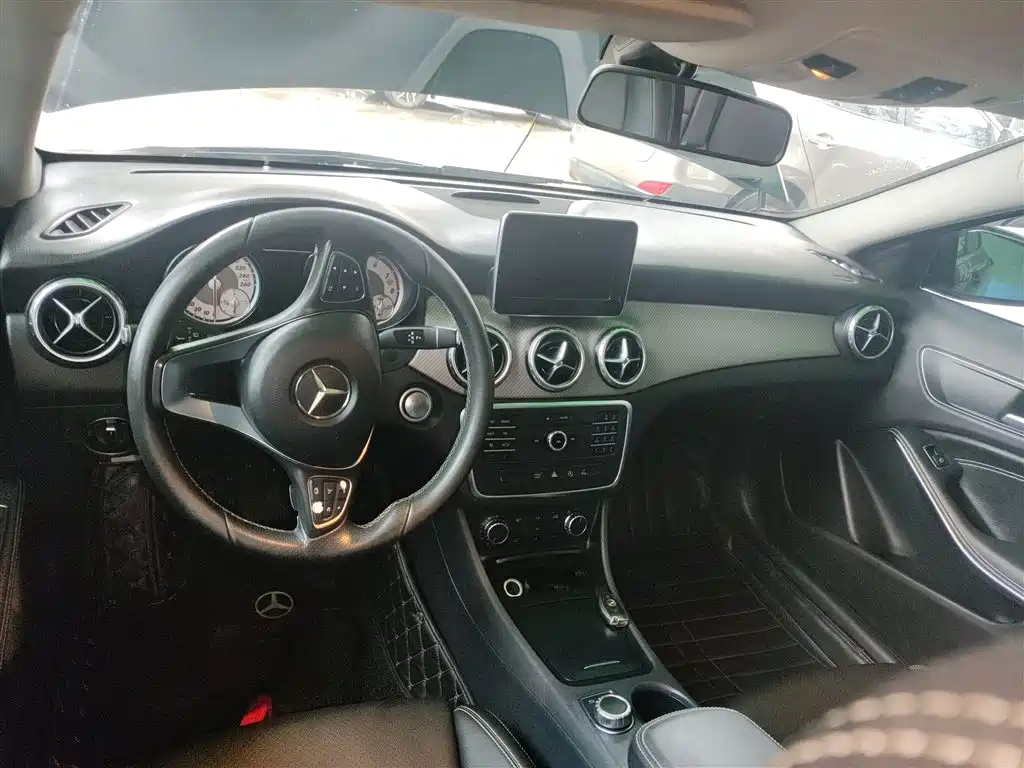 Mercedes-Benz GLA 2017 — фото 10