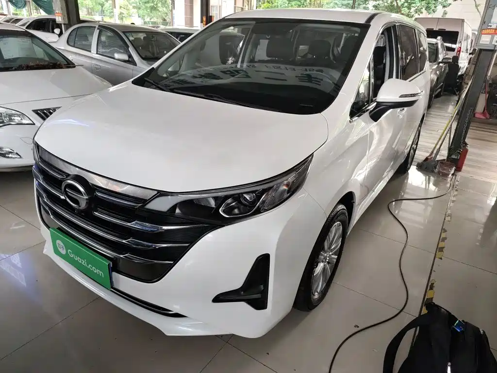 GAC Trumpchi M6 2019 — фото 1