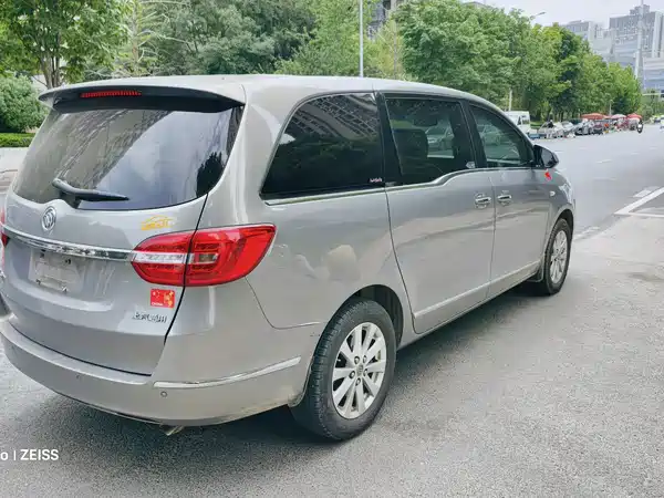 Buick GL8 2019