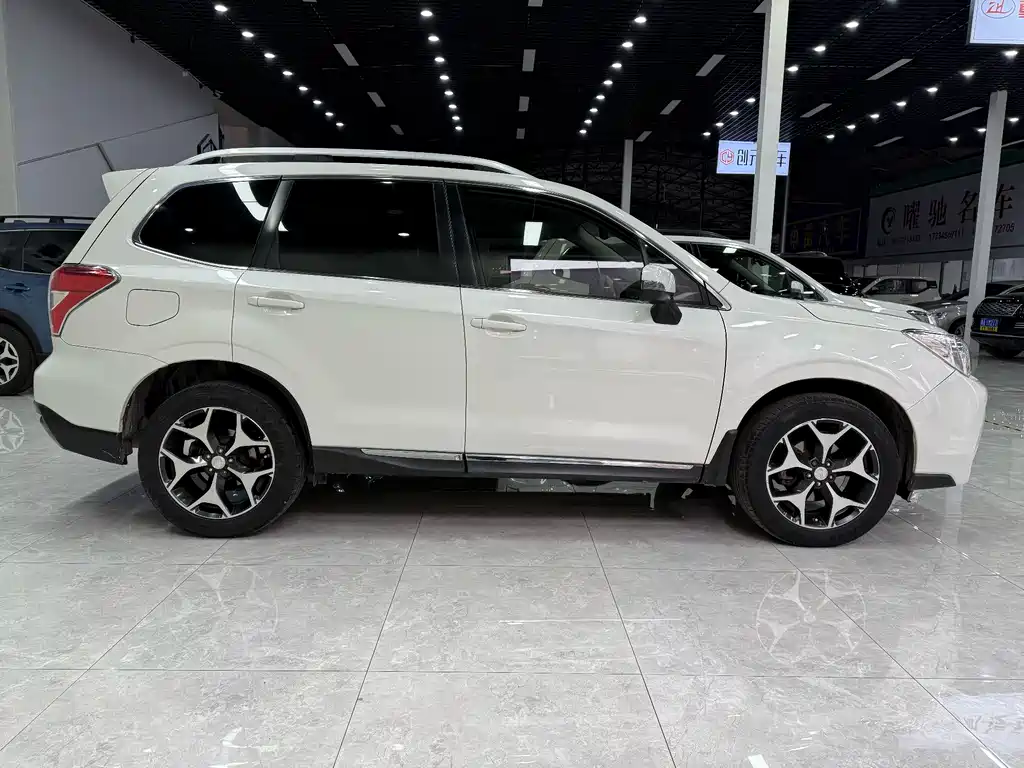Subaru Forester 2016 — фото 9