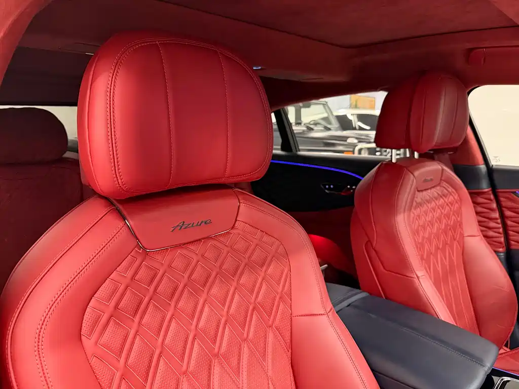 Bentley Flying Spur 2023 — фото 11
