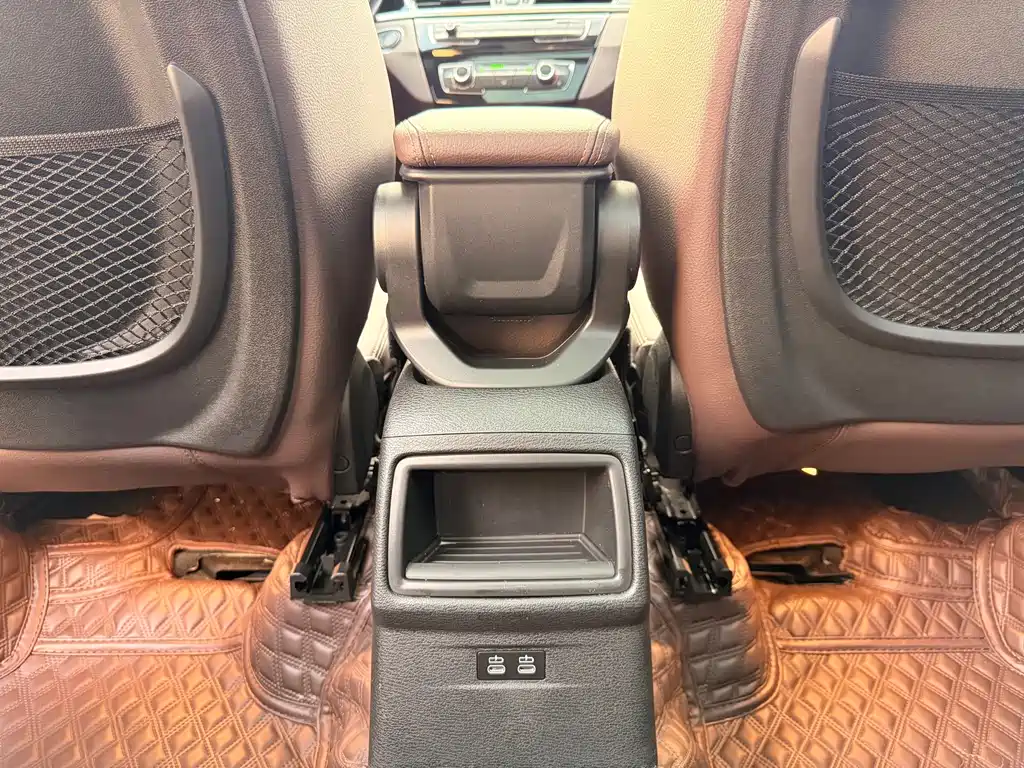 BMW X1 2022 — фото 18