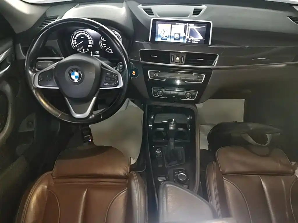 BMW X1 2018 — фото 10