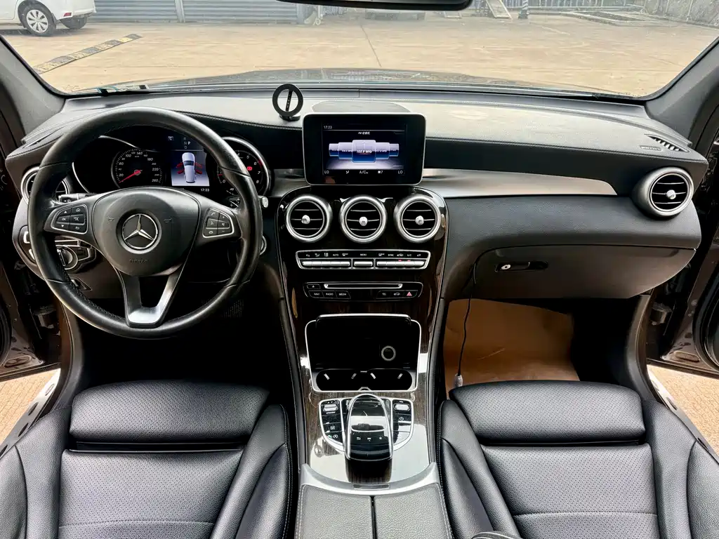 Mercedes-Benz GLC 2017