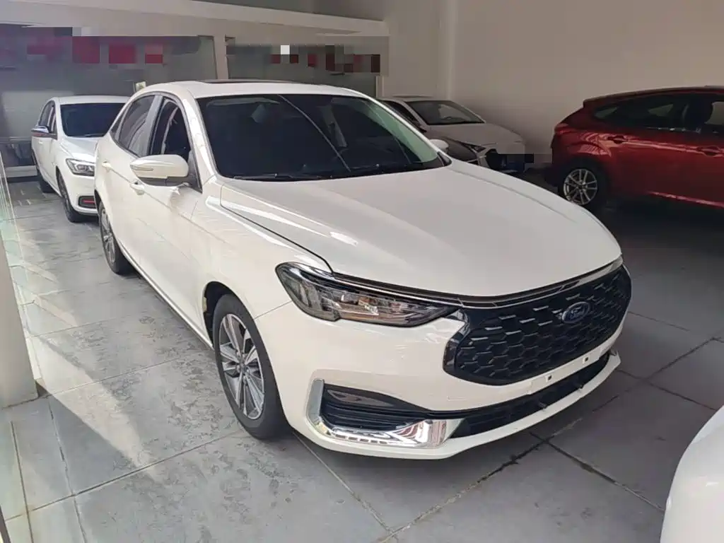 Ford Escort 2021