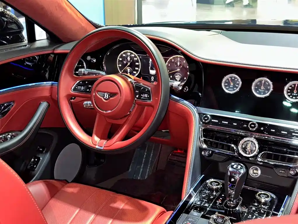 Bentley Flying Spur 2022 — фото 10
