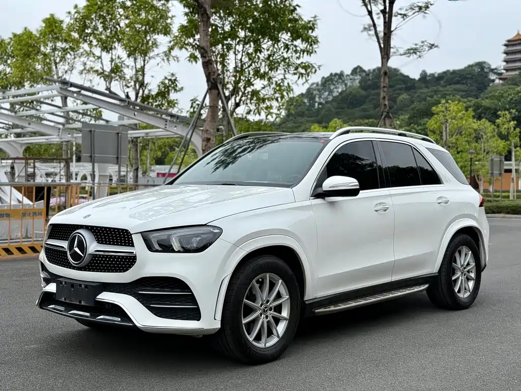 Mercedes-Benz GLE 2019 — фото 1