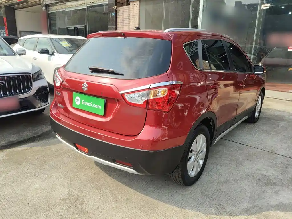 Suzuki S-Cross 2014