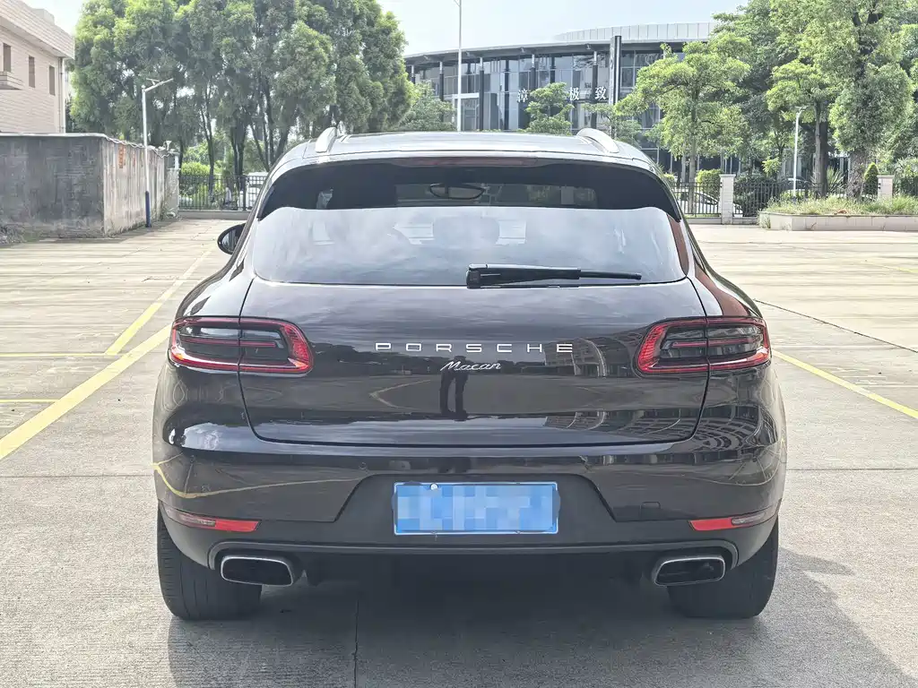 Porsche Macan 2017 — фото 5