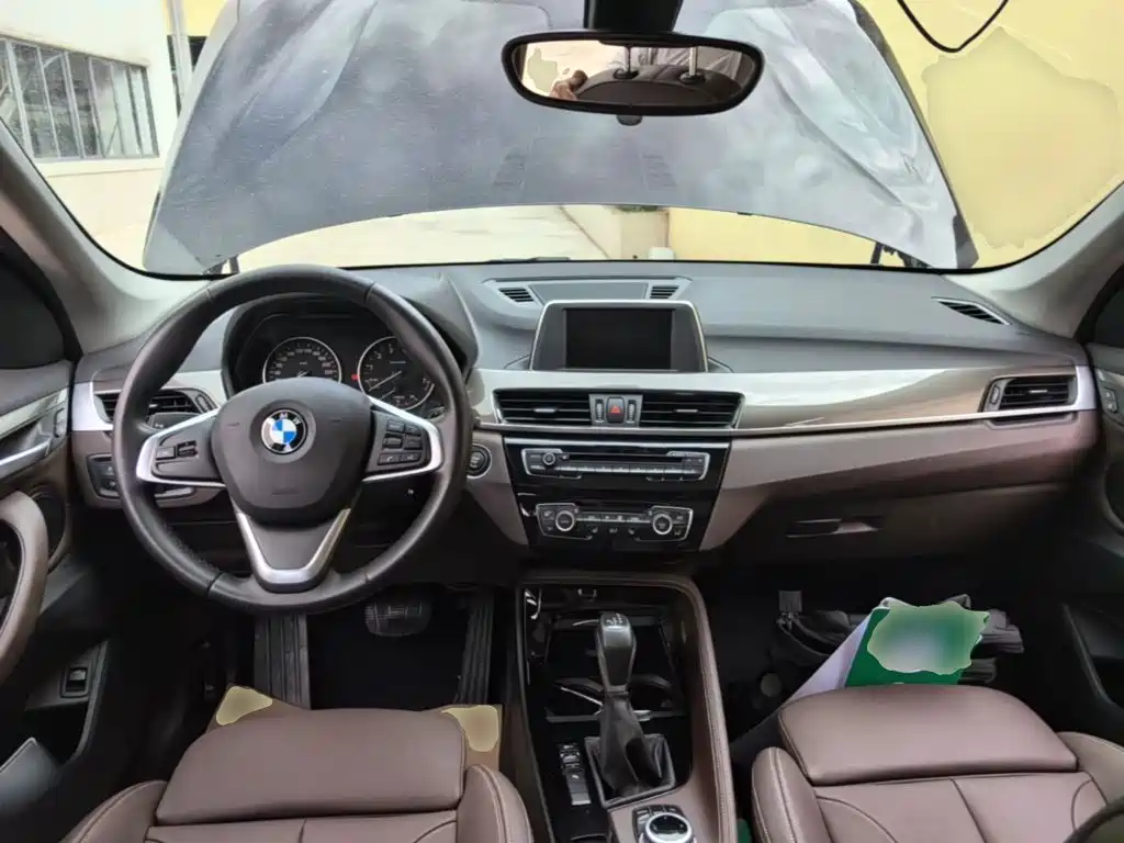 BMW X1 2017 — фото 10