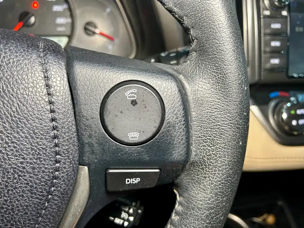 Toyota RAV4 2016 — фото 13