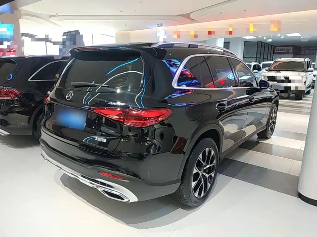 Mercedes-Benz GLC 2023