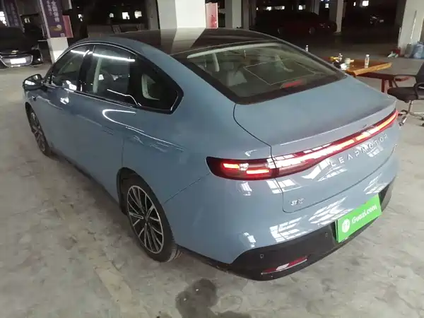 Leapmotor B01 2025