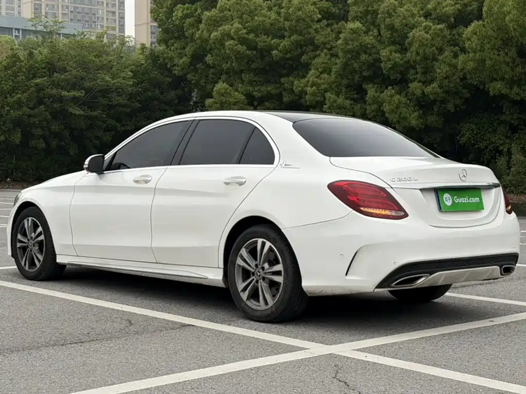 Mercedes-Benz C-Class 2017 — фото 25