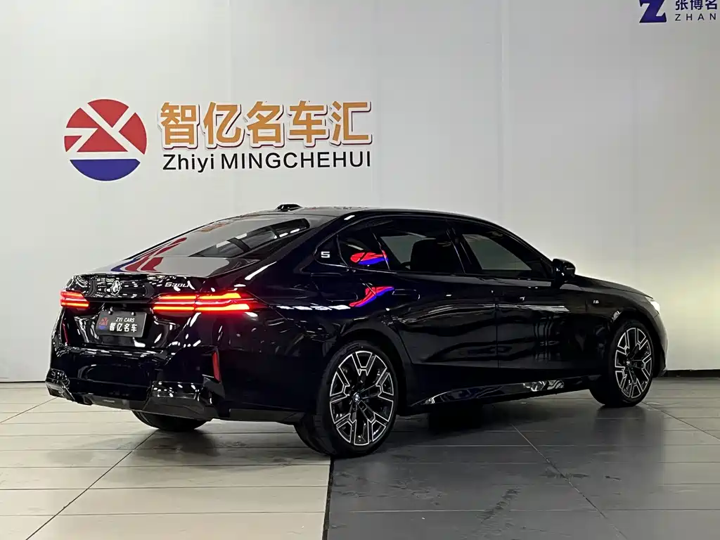 BMW 5 Series 2024
