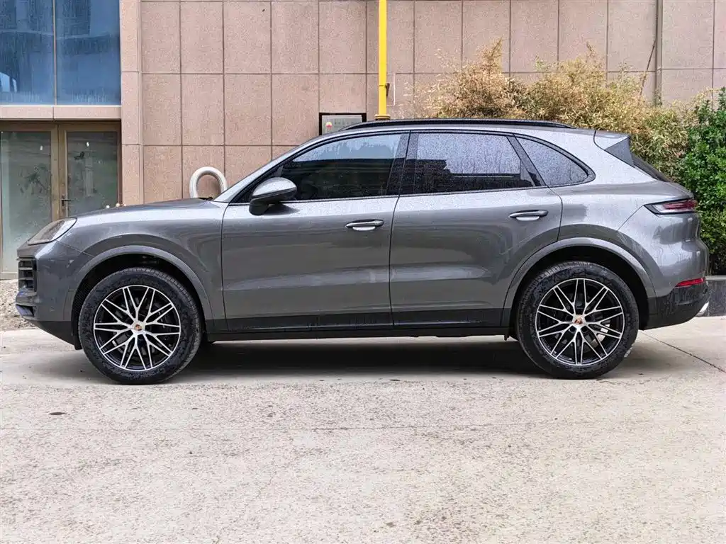 Porsche Cayenne 2026 — фото 2