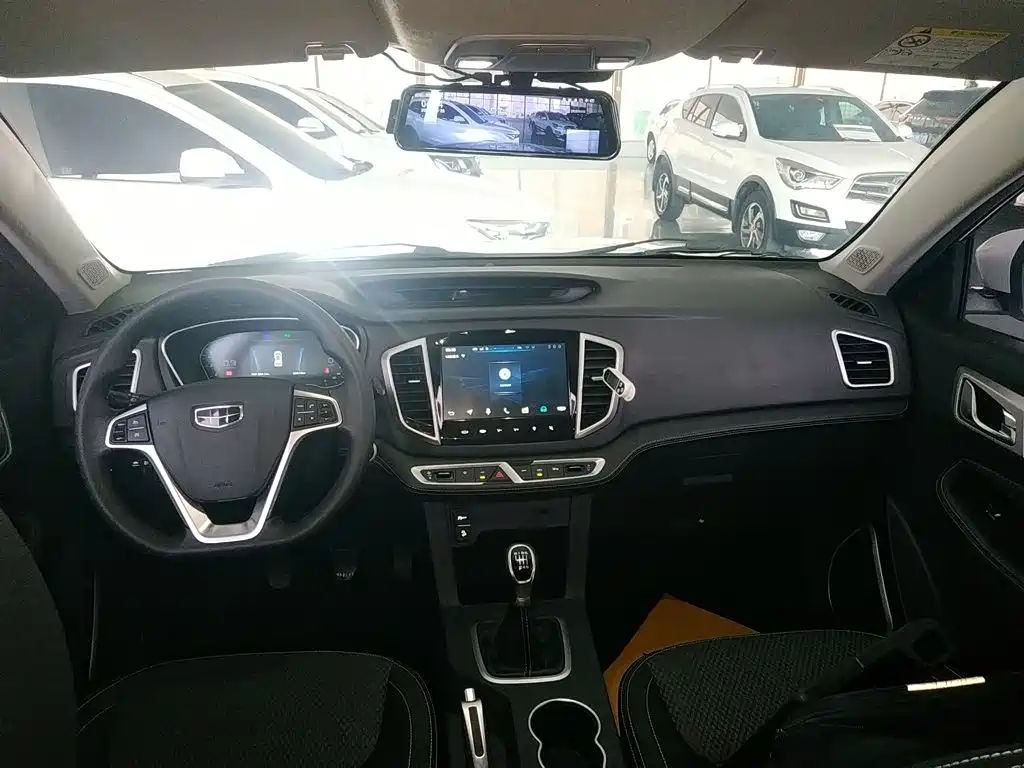 Geely Vision X6 2020 — фото 10
