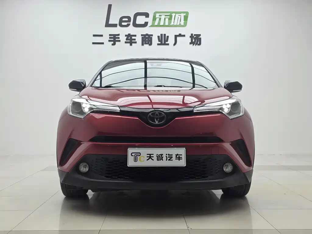 Toyota C-HR 2021 — фото 2