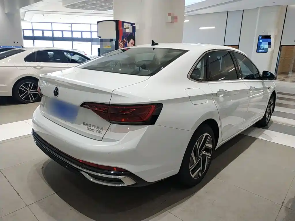 Volkswagen Sagitar 2023