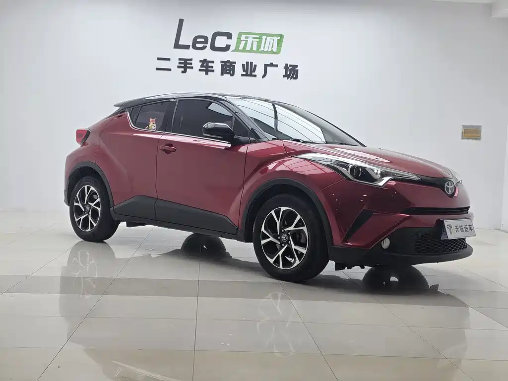 Toyota C-HR 2021 — фото 3