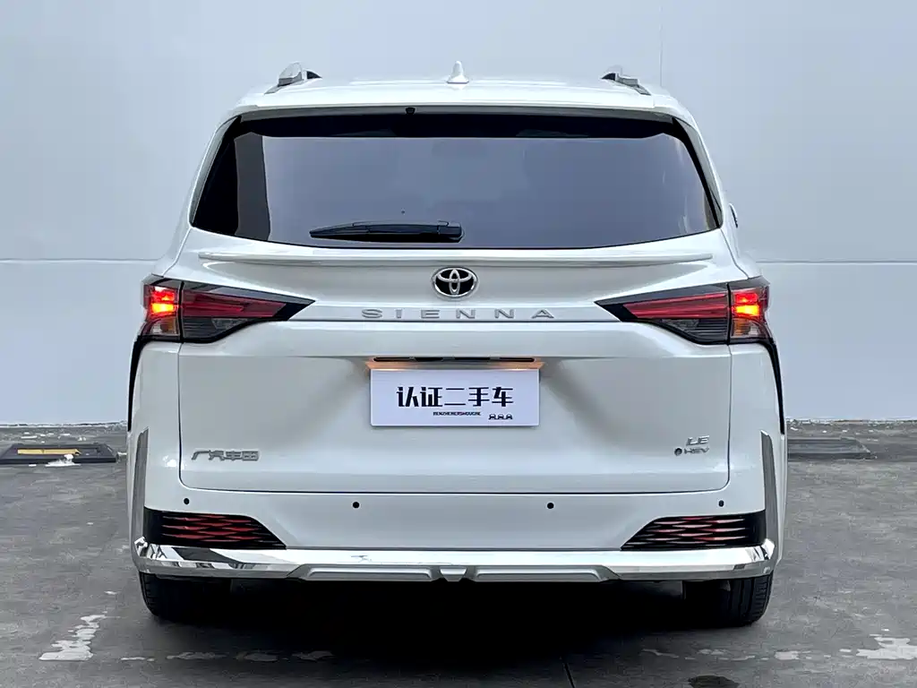 Toyota Sienna 2025 — фото 35