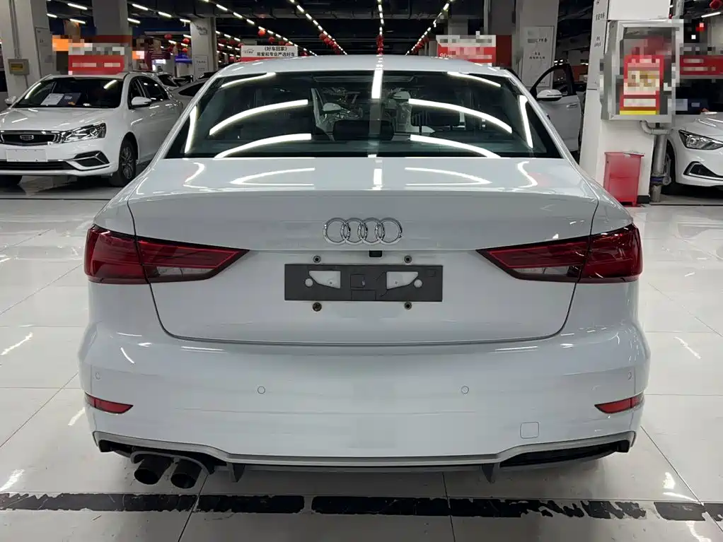 Audi A3 2017 — фото 14
