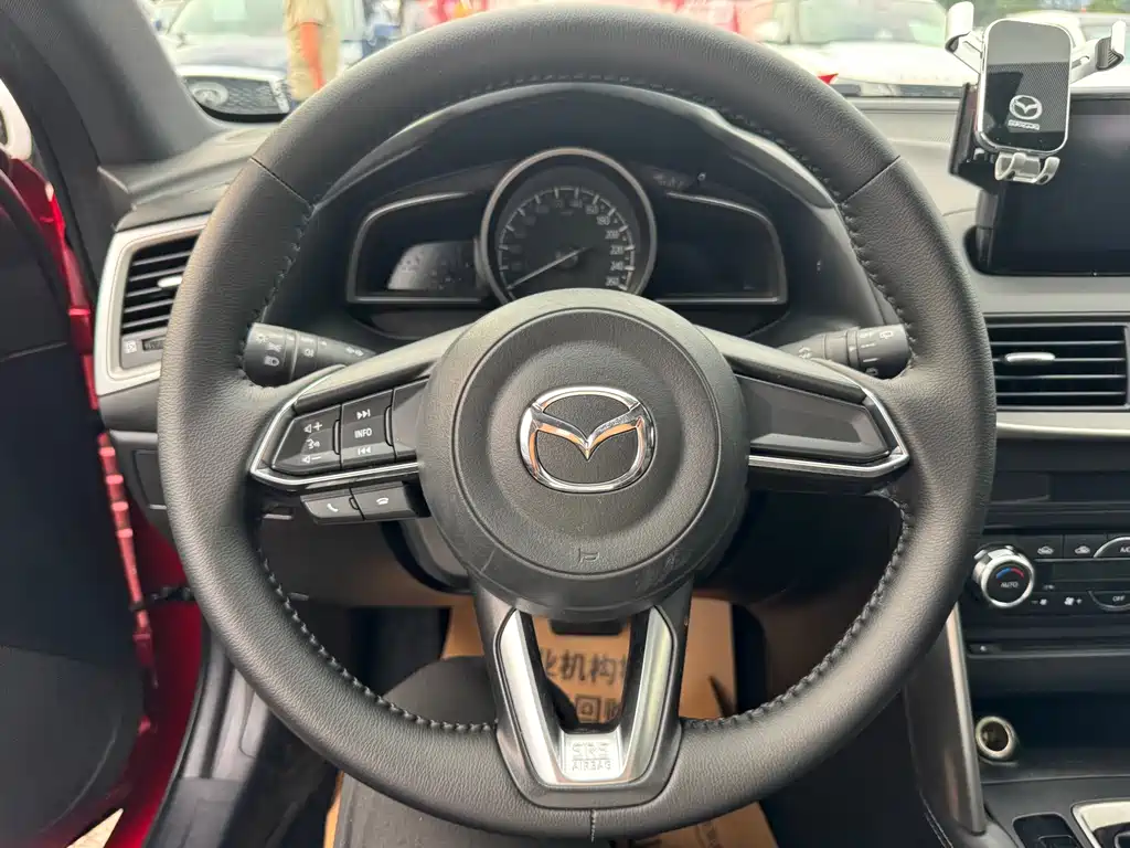 Mazda CX-4 2018