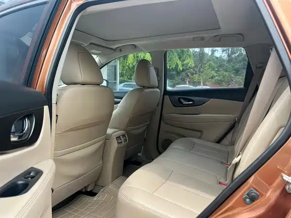 Nissan X-Trail 2014