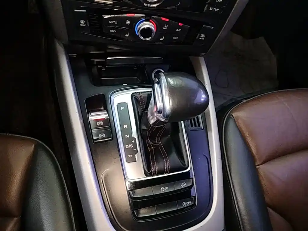 Audi Q5 2016 — фото 14