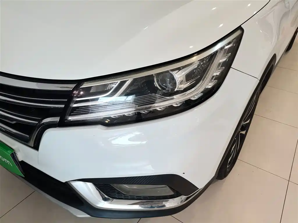 Roewe RX3 2018 — фото 24