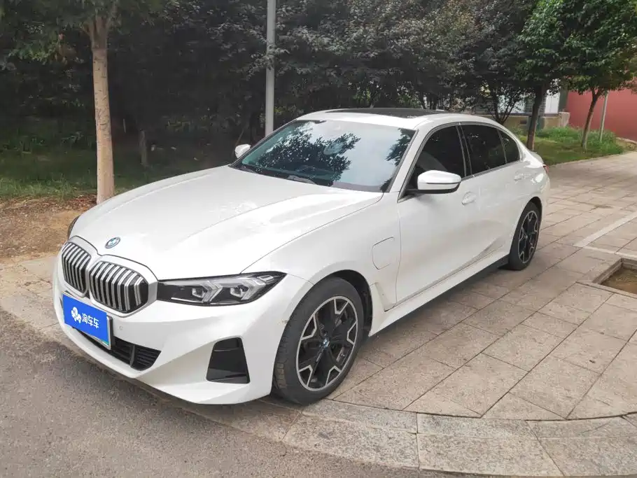 BMW i3 2023