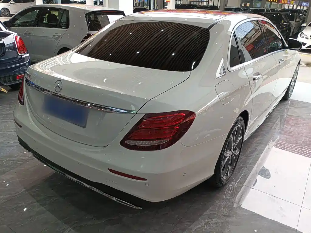 Mercedes-Benz E-Class 2019
