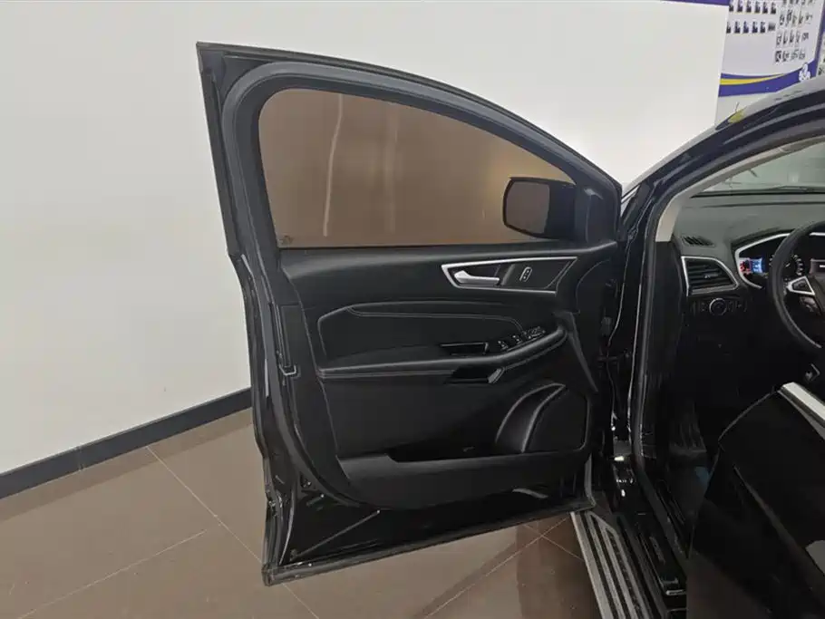 Ford Edge 2019