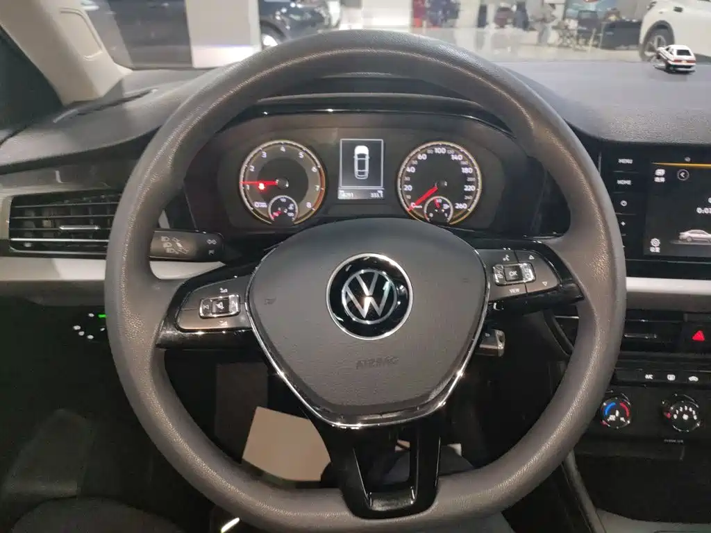 Volkswagen Lavida 2021