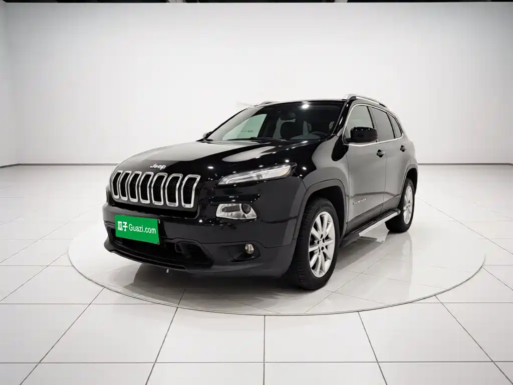 Jeep Cherokee 2015 — фото 2