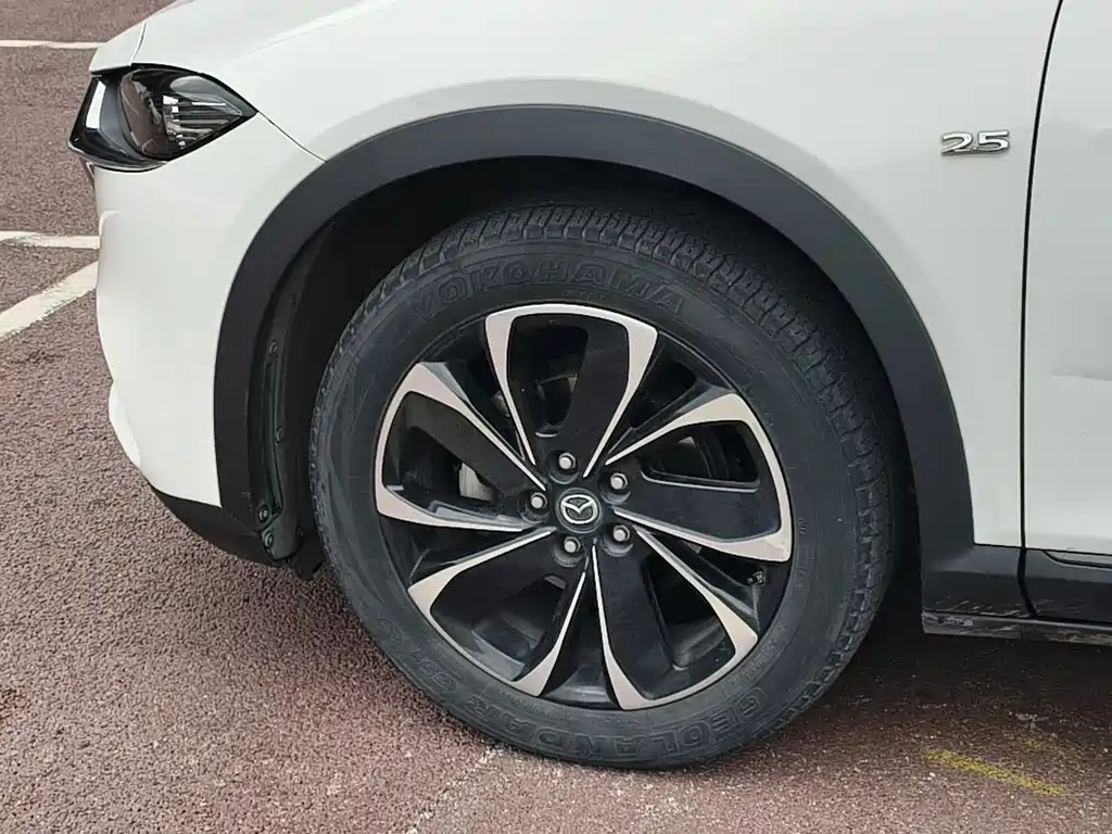Mazda CX-4 2021