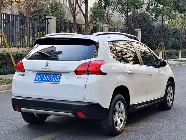 Peugeot 2008 2014