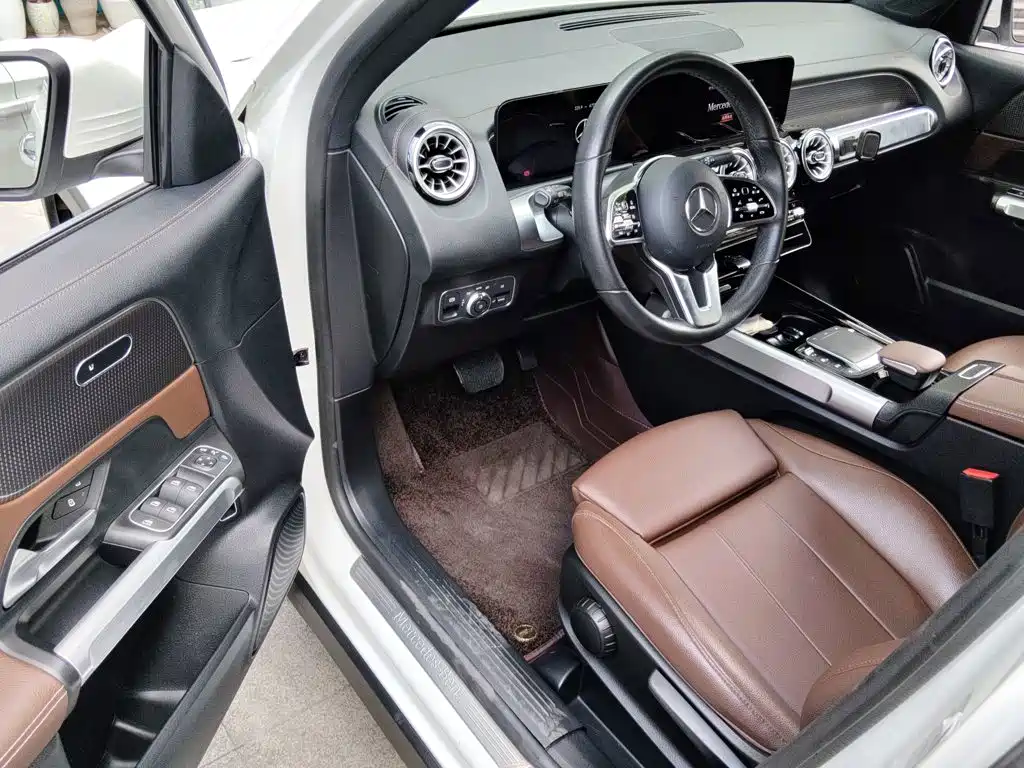 Mercedes-Benz GLB 2022 — фото 14
