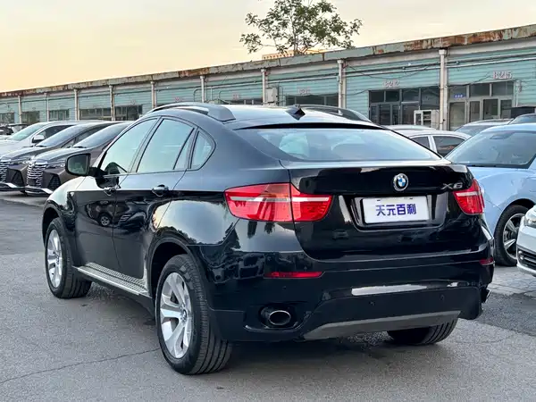 BMW X6 2012