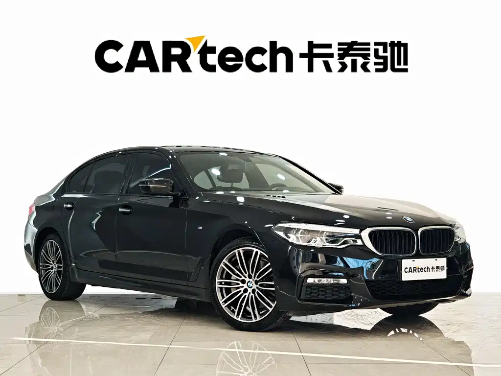 BMW 5 Series 2018 — фото 3