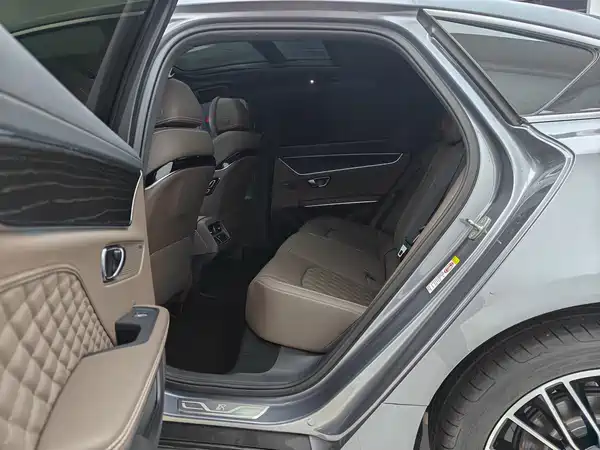 BYD Han 2024