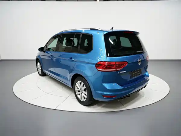Volkswagen Touran 2016