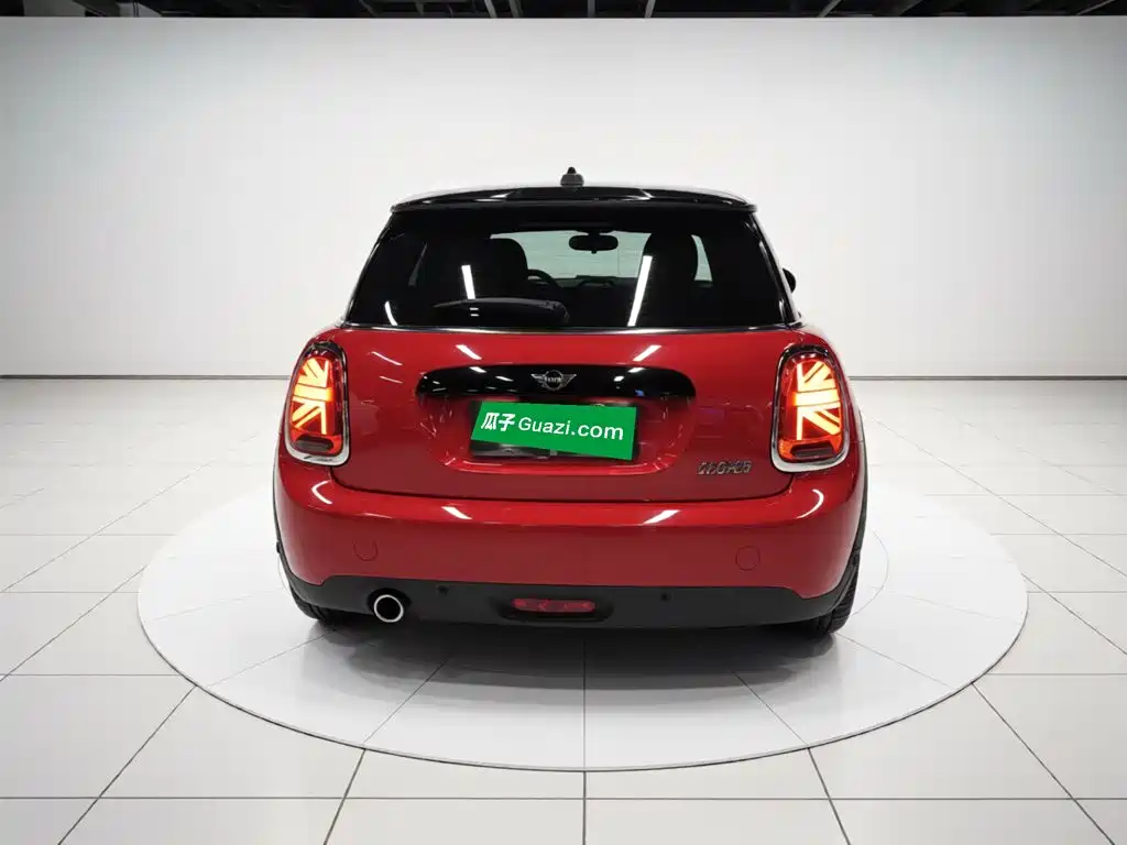 MINI MINI 2020