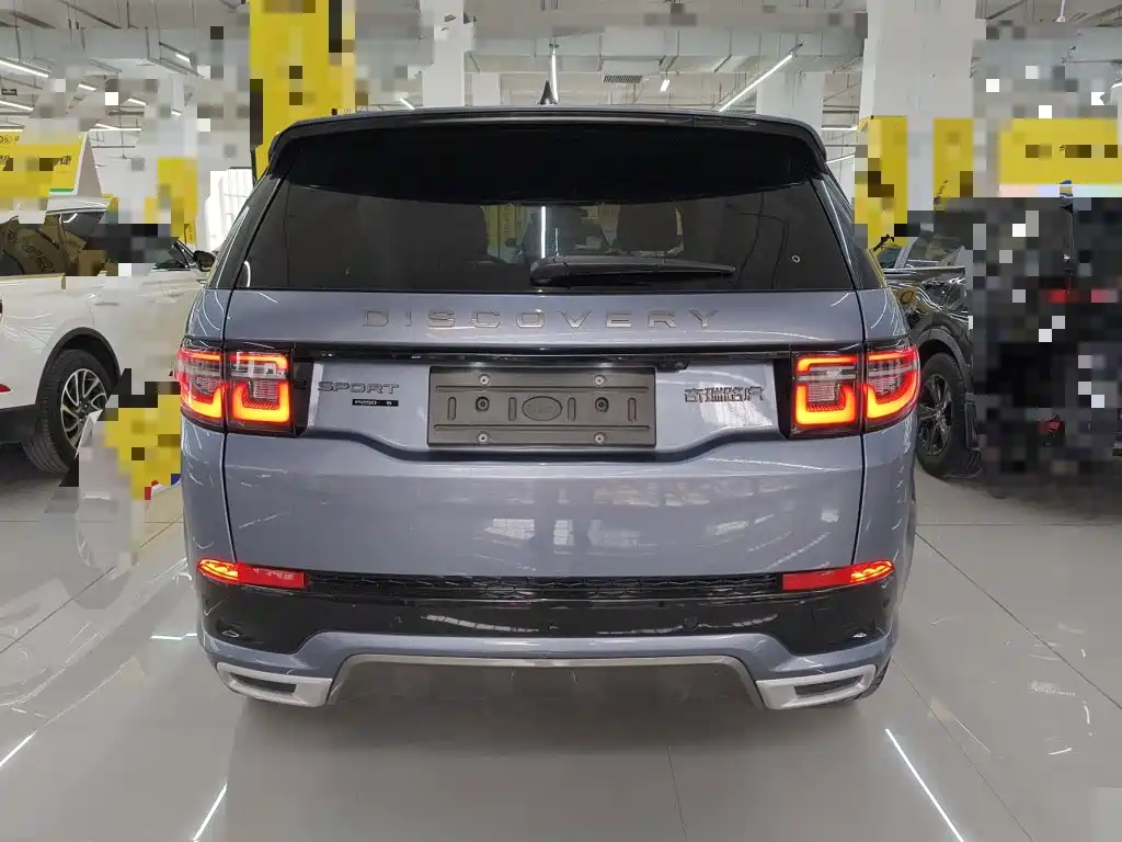Land Rover Discovery Sport 2021