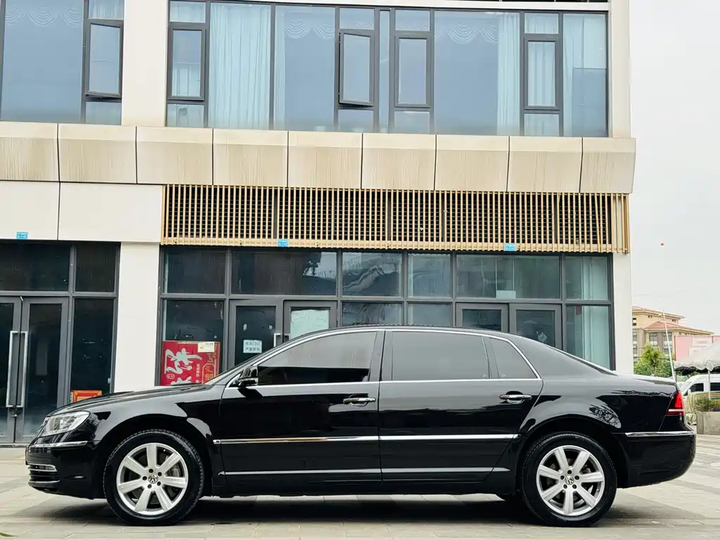 Volkswagen Phaeton 2015 — фото 4