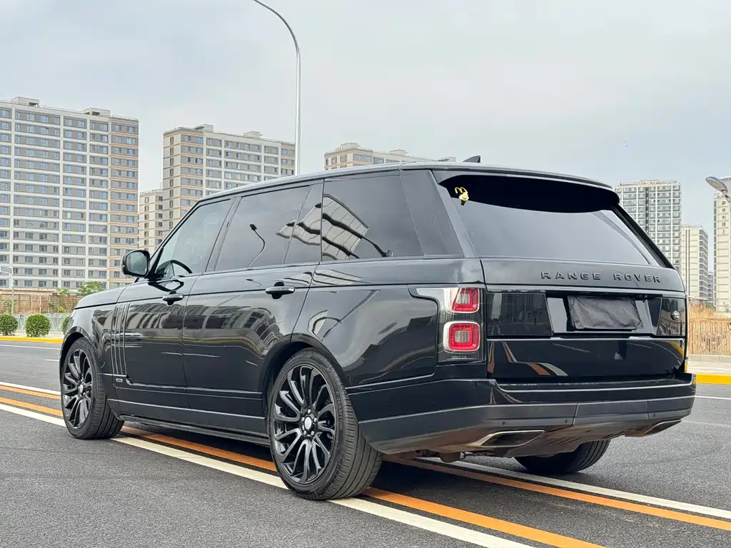 Land Rover Range Rover 2020 — фото 7