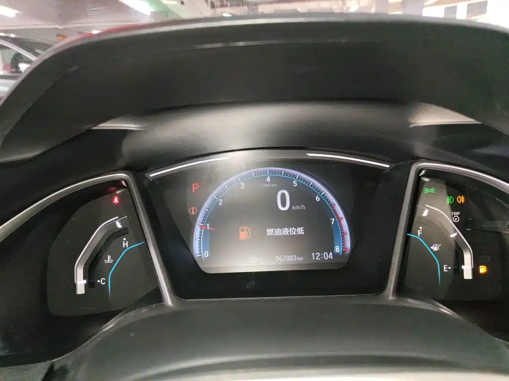 Honda Civic 2019 — фото 12