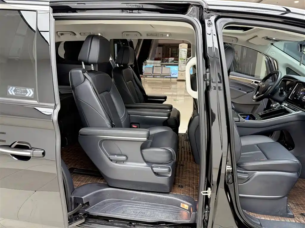 GAC Motor Trumpchi M8 2023 — фото 15