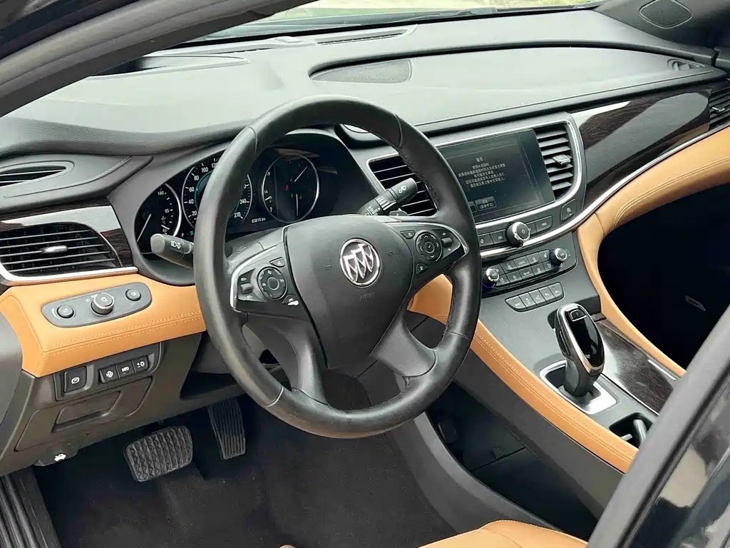 Buick LaCrosse 2018 — фото 6