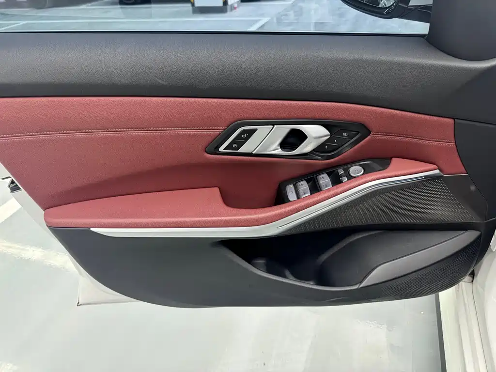 BMW i3 2024 — фото 12
